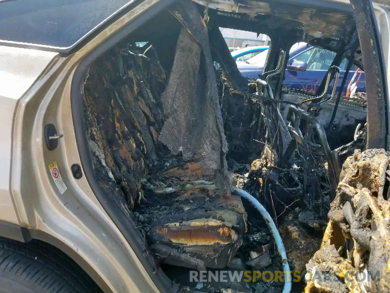4 Photograph of a damaged car JTJBZMCAXK2039922 LEXUS RX 350 2019