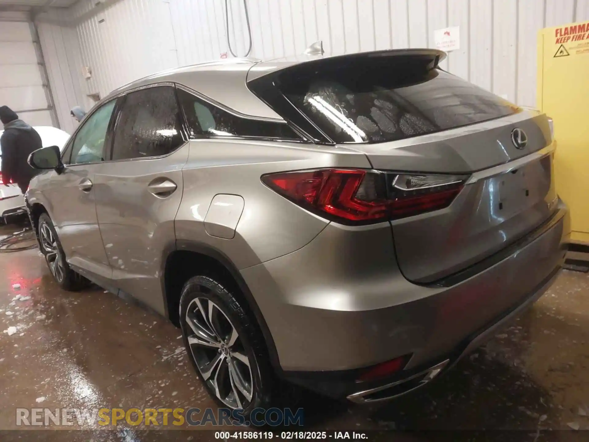 3 Photograph of a damaged car 2T2HZMDA4LC225742 LEXUS RX 350 2020