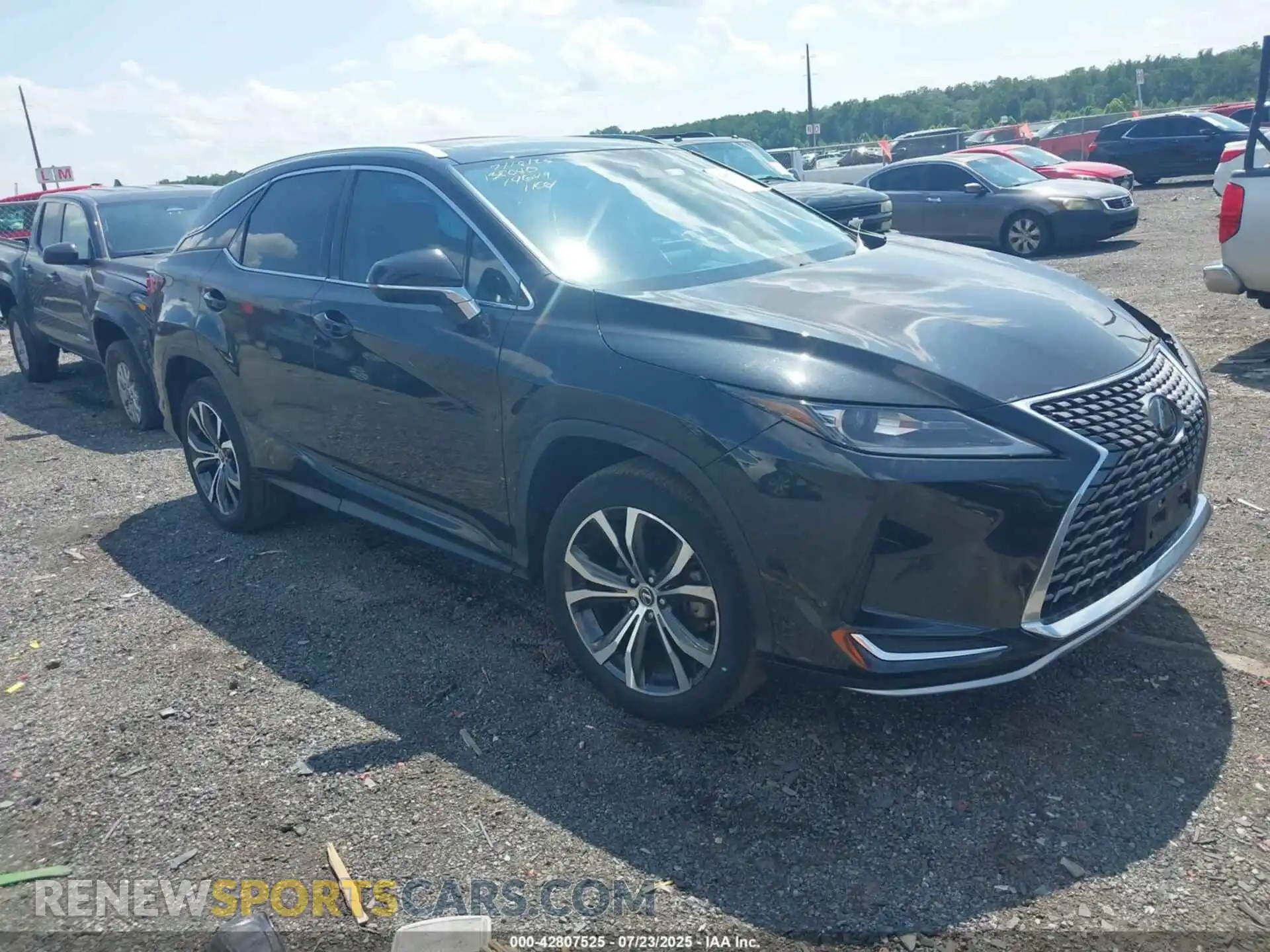 1 Photograph of a damaged car 2T2HZMAA2MC185683 LEXUS RX 350 2021