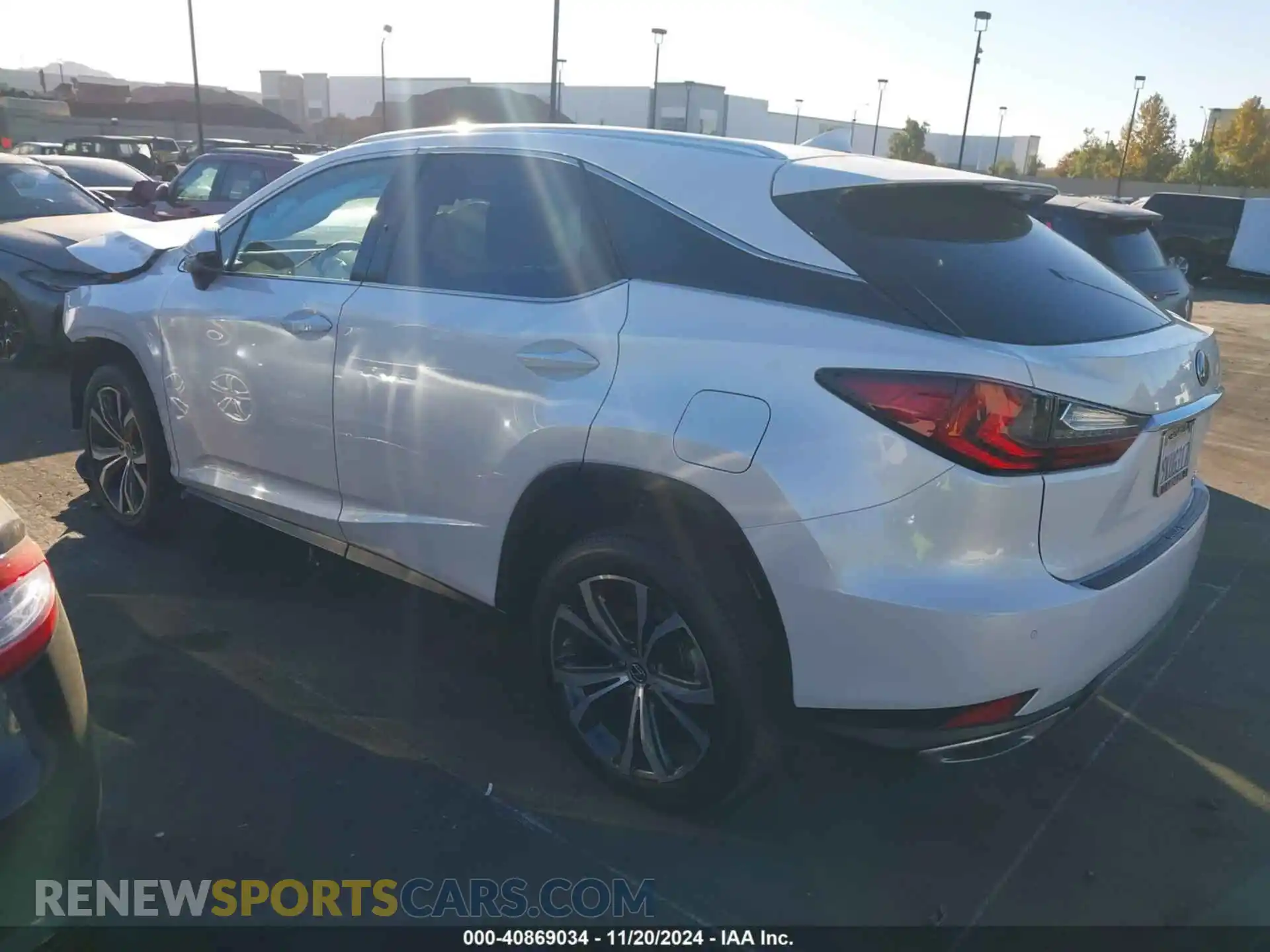 3 Photograph of a damaged car 2T2HZMAA6MC185637 LEXUS RX 350 2021