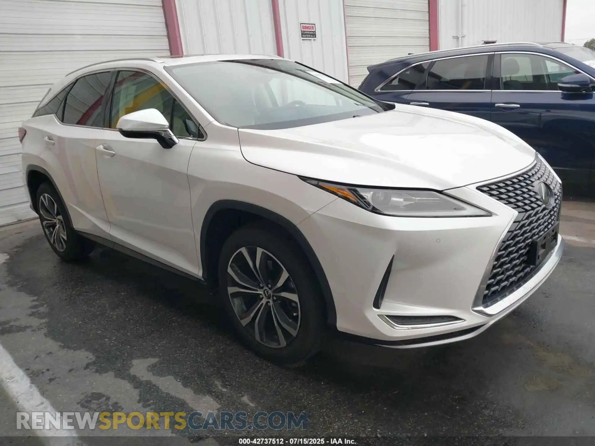1 Photograph of a damaged car 2T2HZMAA8MC187745 LEXUS RX 350 2021