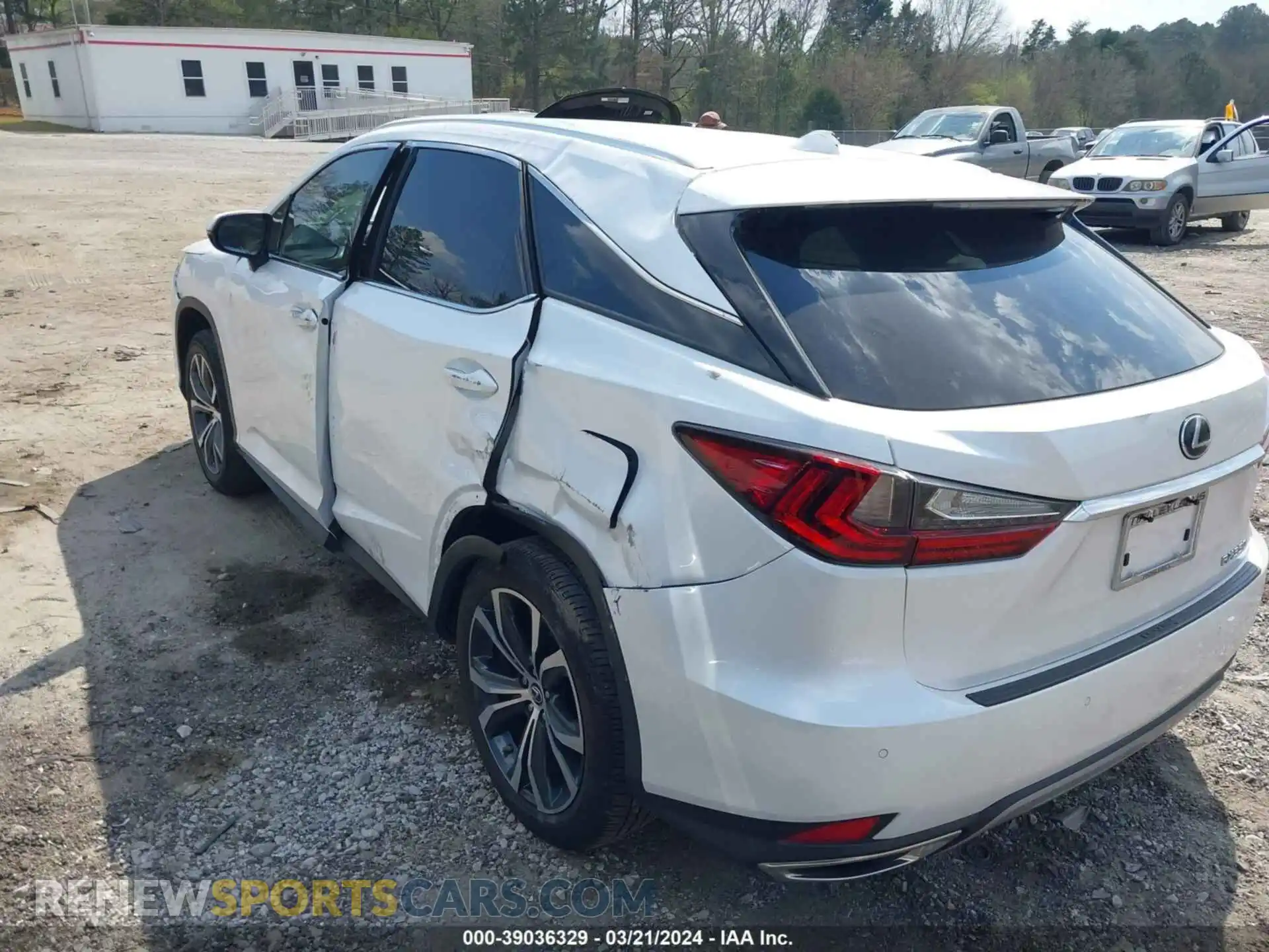 3 Photograph of a damaged car 2T2HZMAA9MC202432 LEXUS RX 350 2021