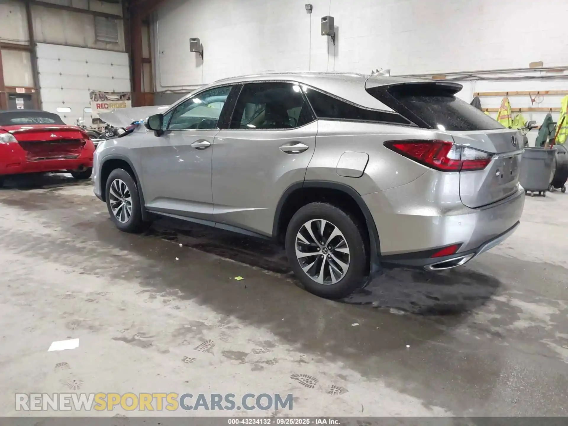 3 Photograph of a damaged car 2T2HZMDA2MC298173 LEXUS RX 350 2021