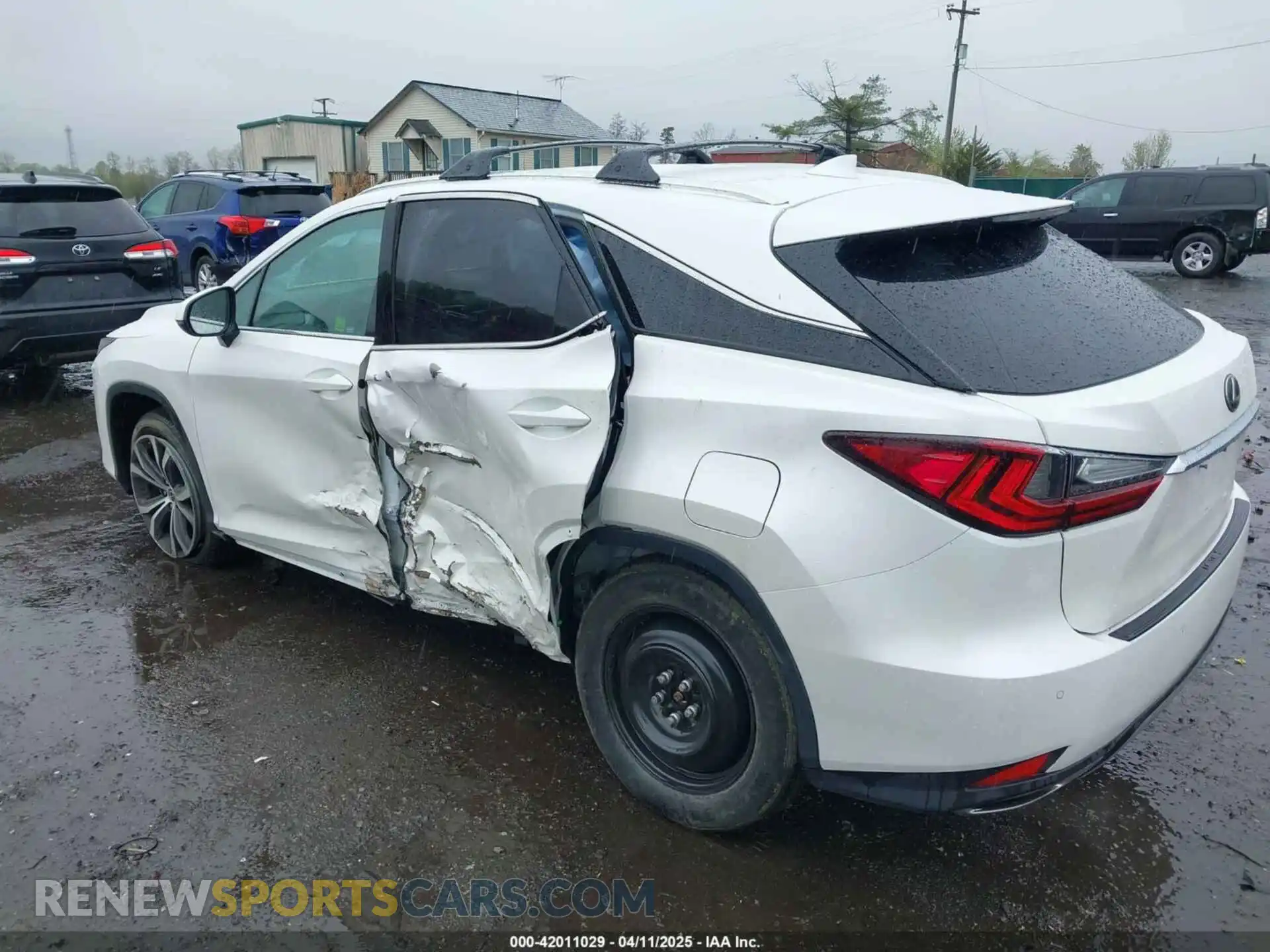 3 Photograph of a damaged car 2T2HZMDA3MC266624 LEXUS RX 350 2021