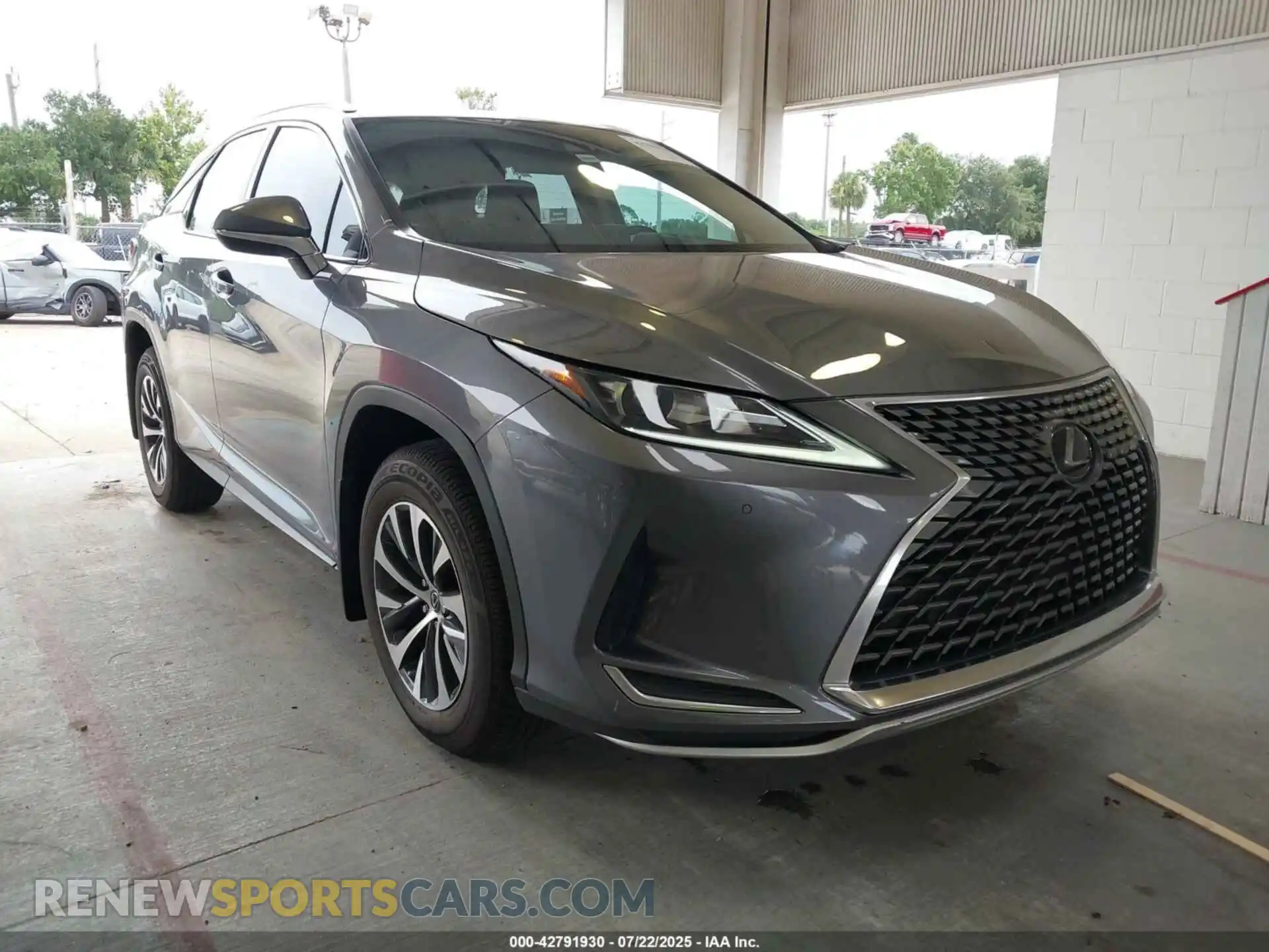 1 Photograph of a damaged car 2T2HZMDA9MC300968 LEXUS RX 350 2021