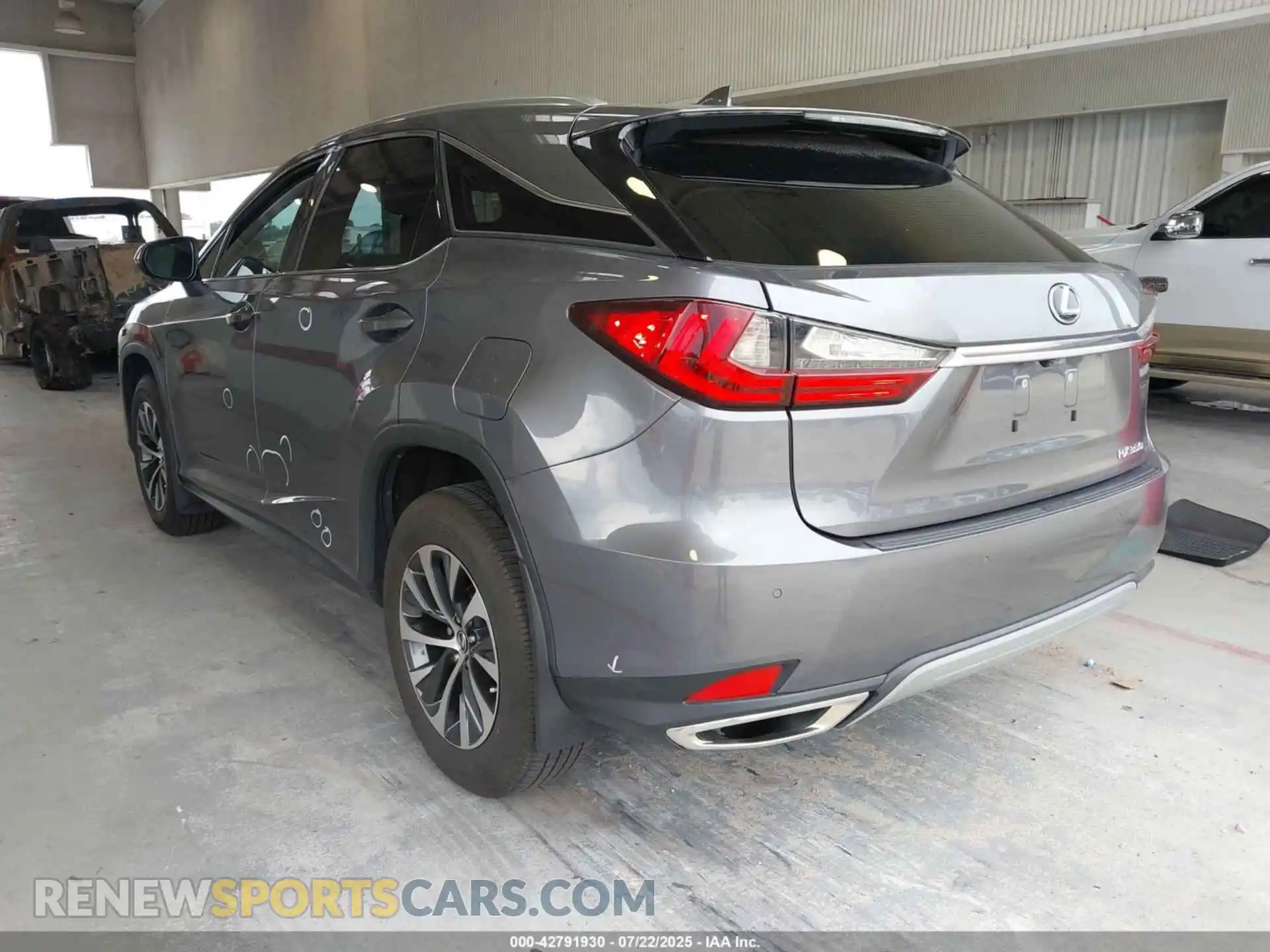3 Photograph of a damaged car 2T2HZMDA9MC300968 LEXUS RX 350 2021