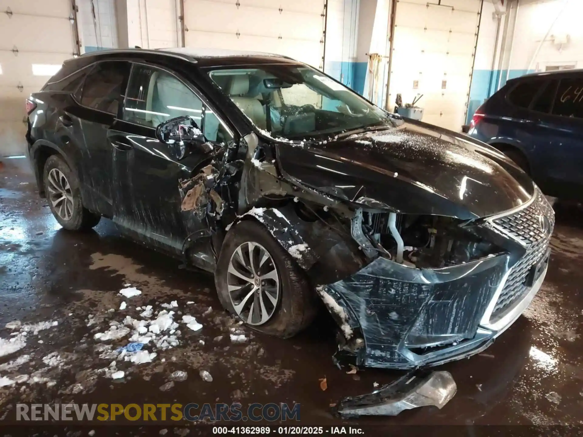 1 Photograph of a damaged car 2T2HZMDA3NC352906 LEXUS RX 350 2022