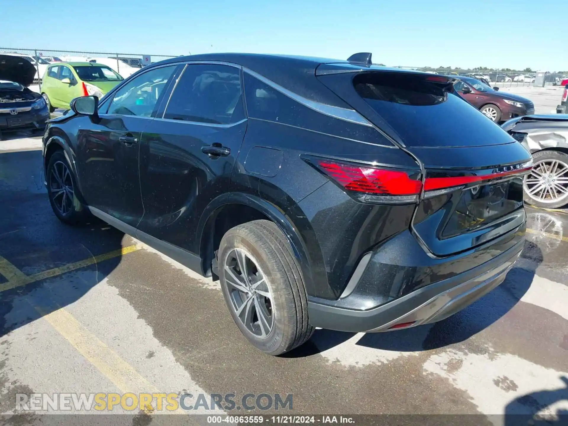 3 fotografías del automóvil dañado 2T2BAMBA1RC023966 LEXUS RX 350 2024