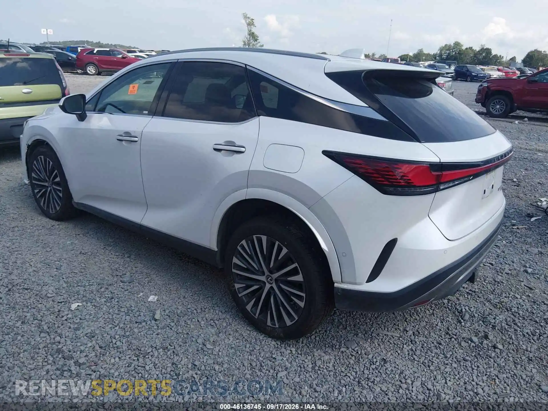 3 fotografías del automóvil dañado 2T2BAMCA6RC074460 LEXUS RX 350 2024