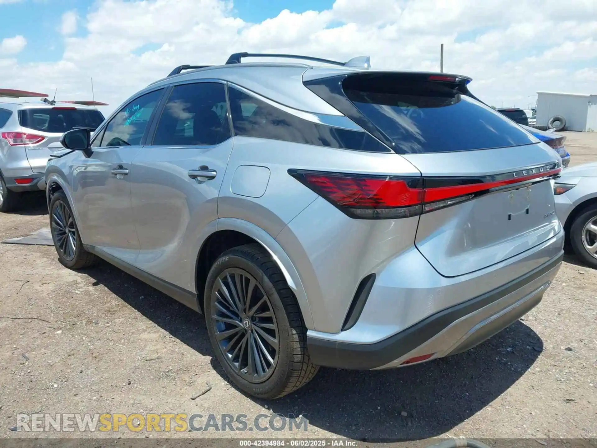 3 fotografías del automóvil dañado 2T2BAMBA3SC056425 LEXUS RX 350 2025