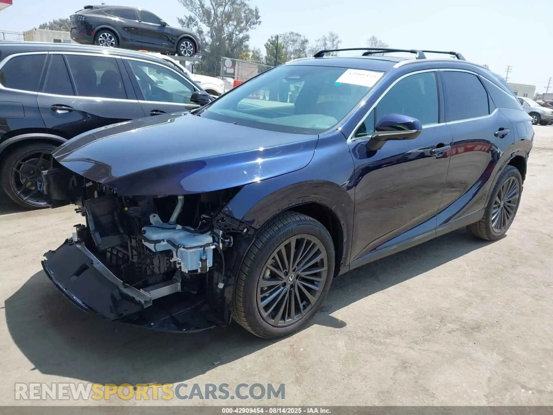 2 fotografías del automóvil dañado 2T2BAMBA4SC062363 LEXUS RX 350 2025