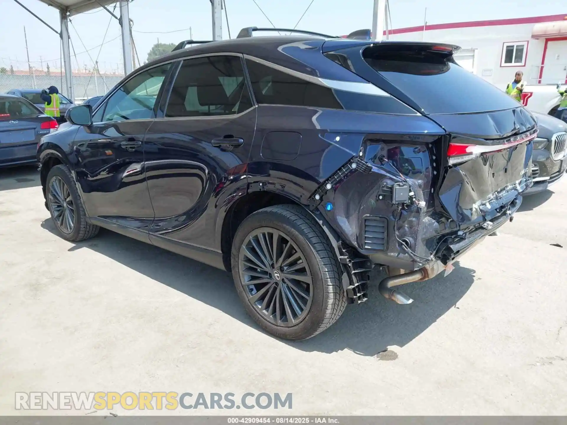 3 fotografías del automóvil dañado 2T2BAMBA4SC062363 LEXUS RX 350 2025