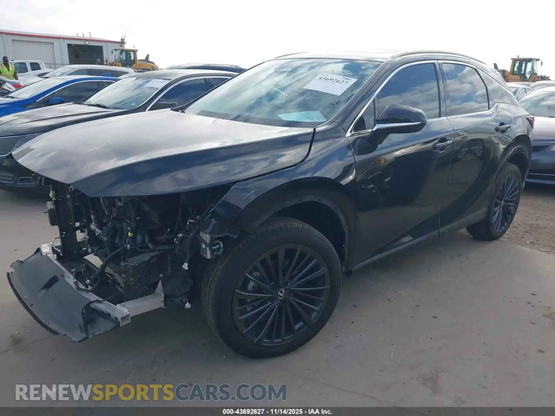 2 fotografías del automóvil dañado 2T2BAMBA9SC053481 LEXUS RX 350 2025