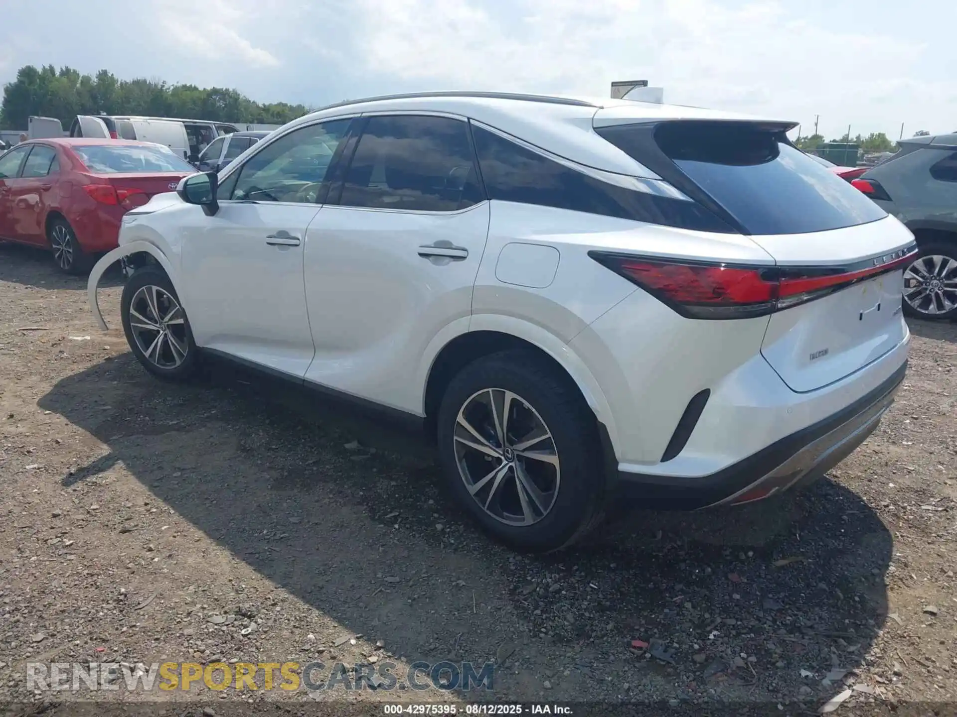 3 fotografías del automóvil dañado 2T2BAMBAXSC062254 LEXUS RX 350 2025
