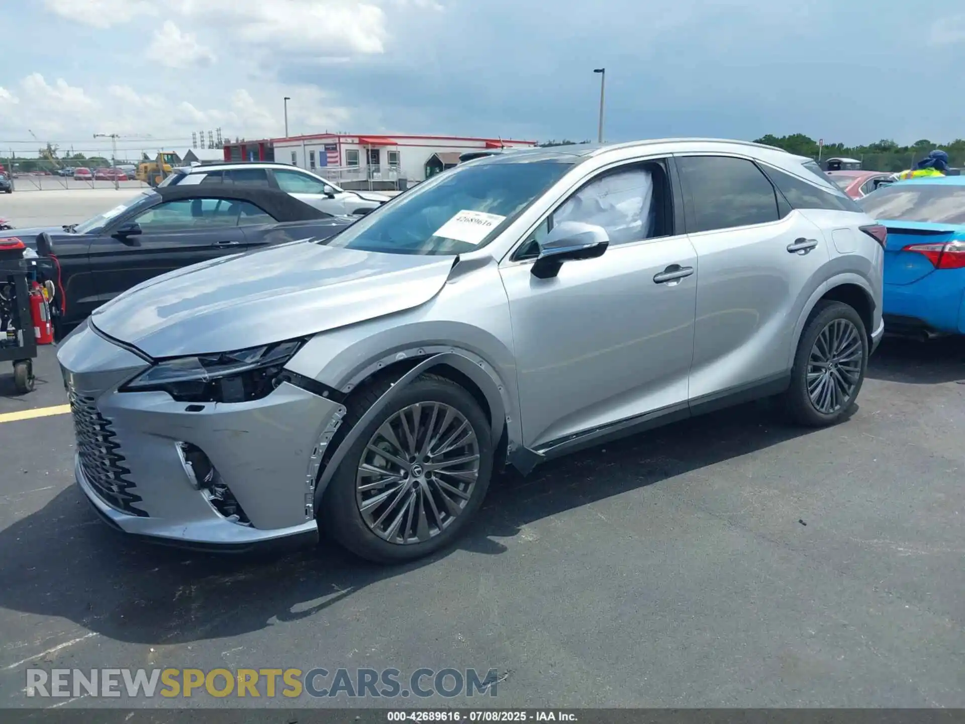2 fotografías del automóvil dañado 2T2BAMCA1SC106771 LEXUS RX 350 2025