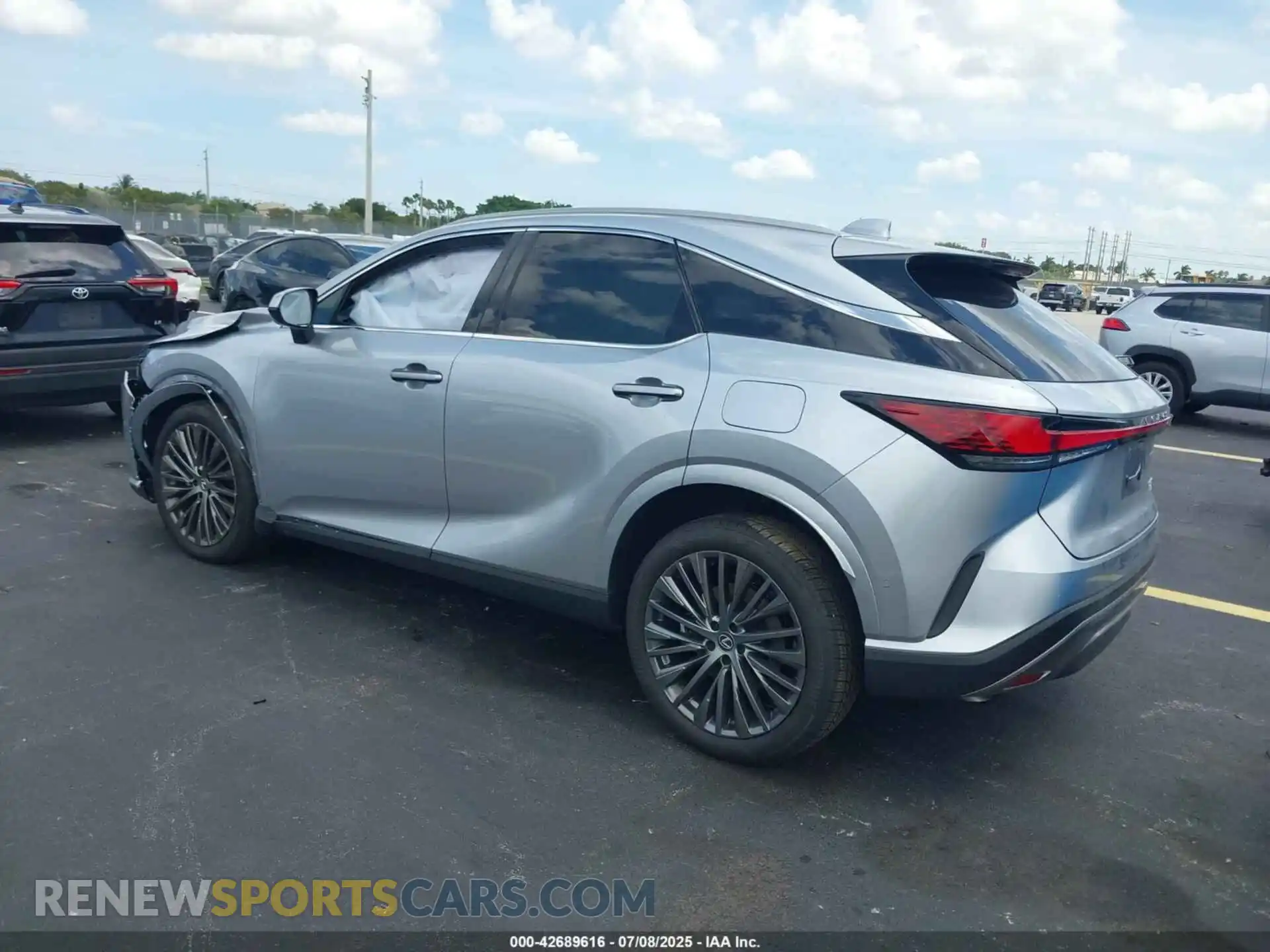 3 fotografías del automóvil dañado 2T2BAMCA1SC106771 LEXUS RX 350 2025