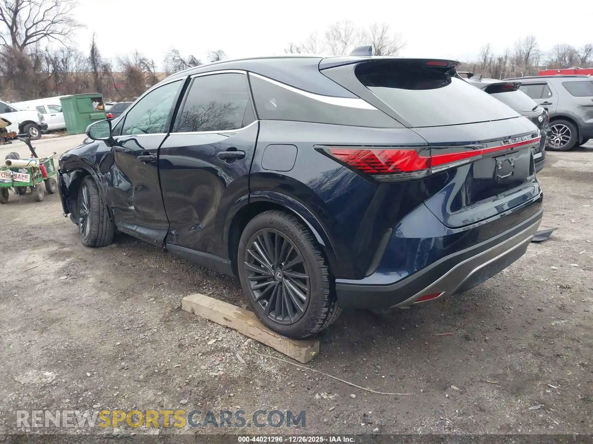 3 fotografías del automóvil dañado 2T2BAMCA2SC120324 LEXUS RX 350 2025