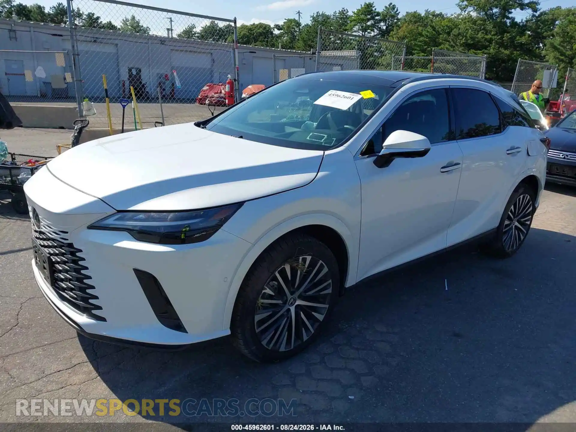 2 fotografías del automóvil dañado 2T2BAMCA5SC119457 LEXUS RX 350 2025