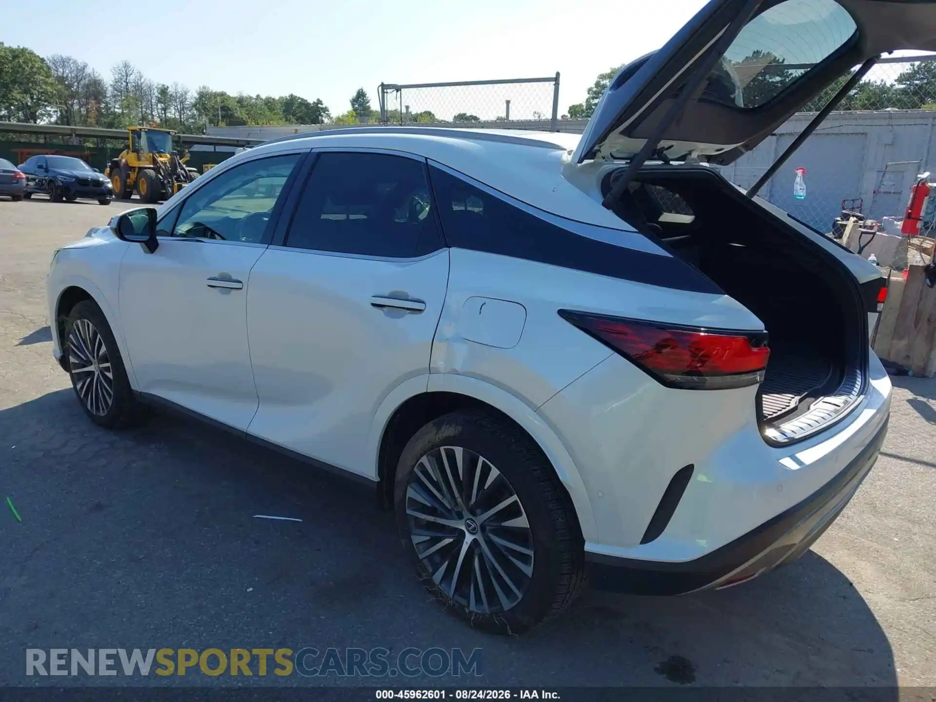 3 fotografías del automóvil dañado 2T2BAMCA5SC119457 LEXUS RX 350 2025