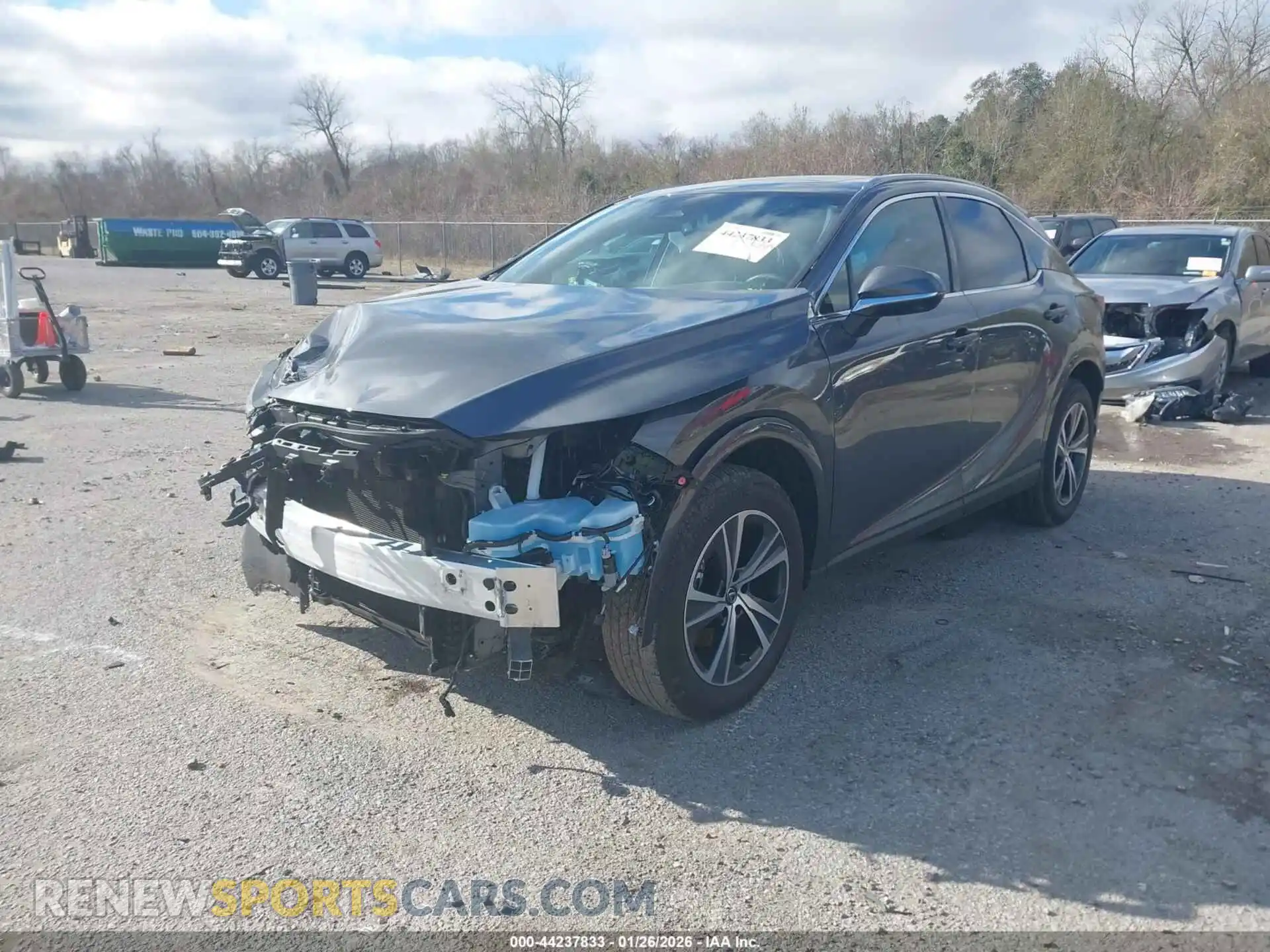 2 fotografías del automóvil dañado JTJCHMAA1S2030794 LEXUS RX 350 2025