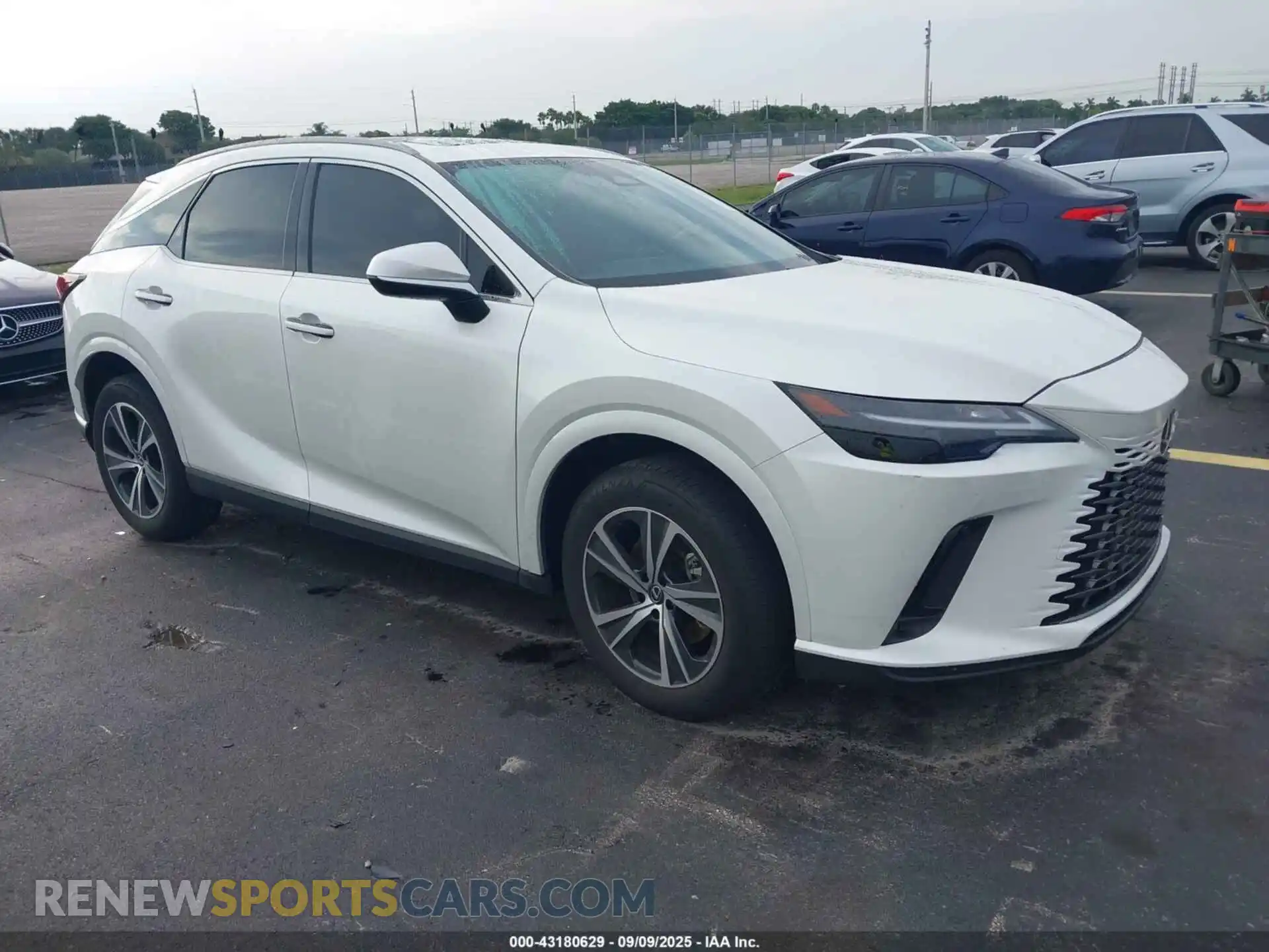 1 fotografías del automóvil dañado JTJCHMAA5S2023458 LEXUS RX 350 2025
