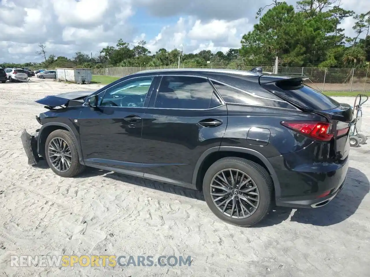 2 fotografías del automóvil dañado 2T2YZMDA4MC302935 LEXUS RX 350 F S 2021