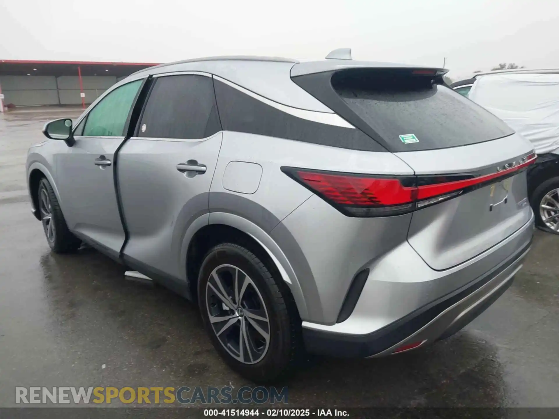 3 fotografías del automóvil dañado 2T2BBMCA2SC070392 LEXUS RX 350H 2025