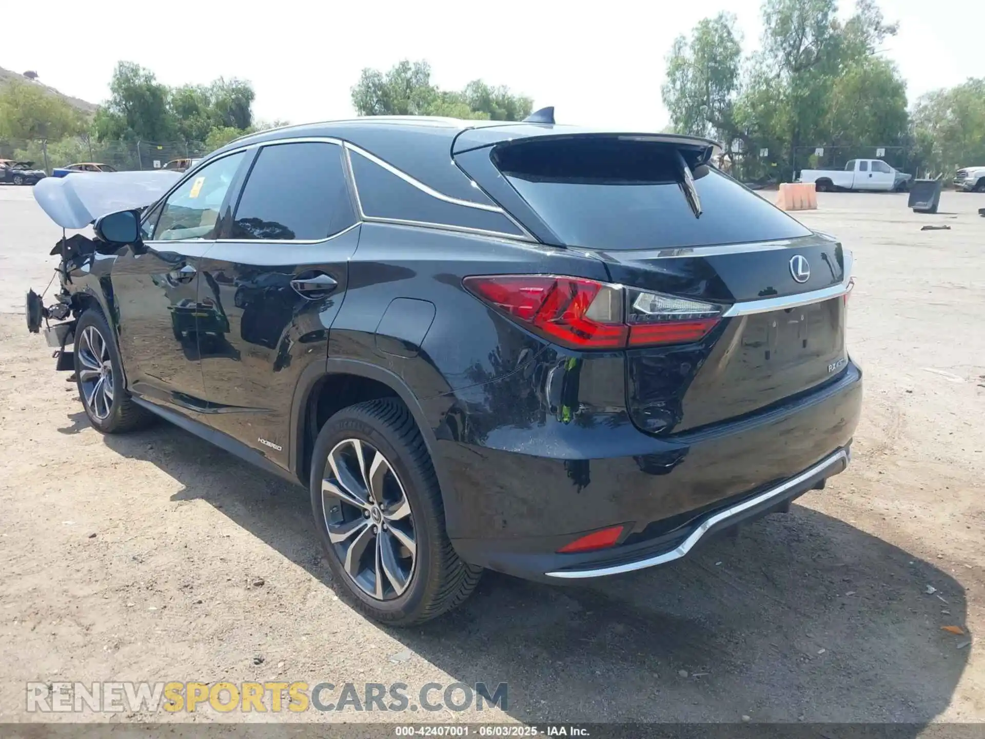 3 Photograph of a damaged car 2T2HGMDA5LC052075 LEXUS RX 450H 2020