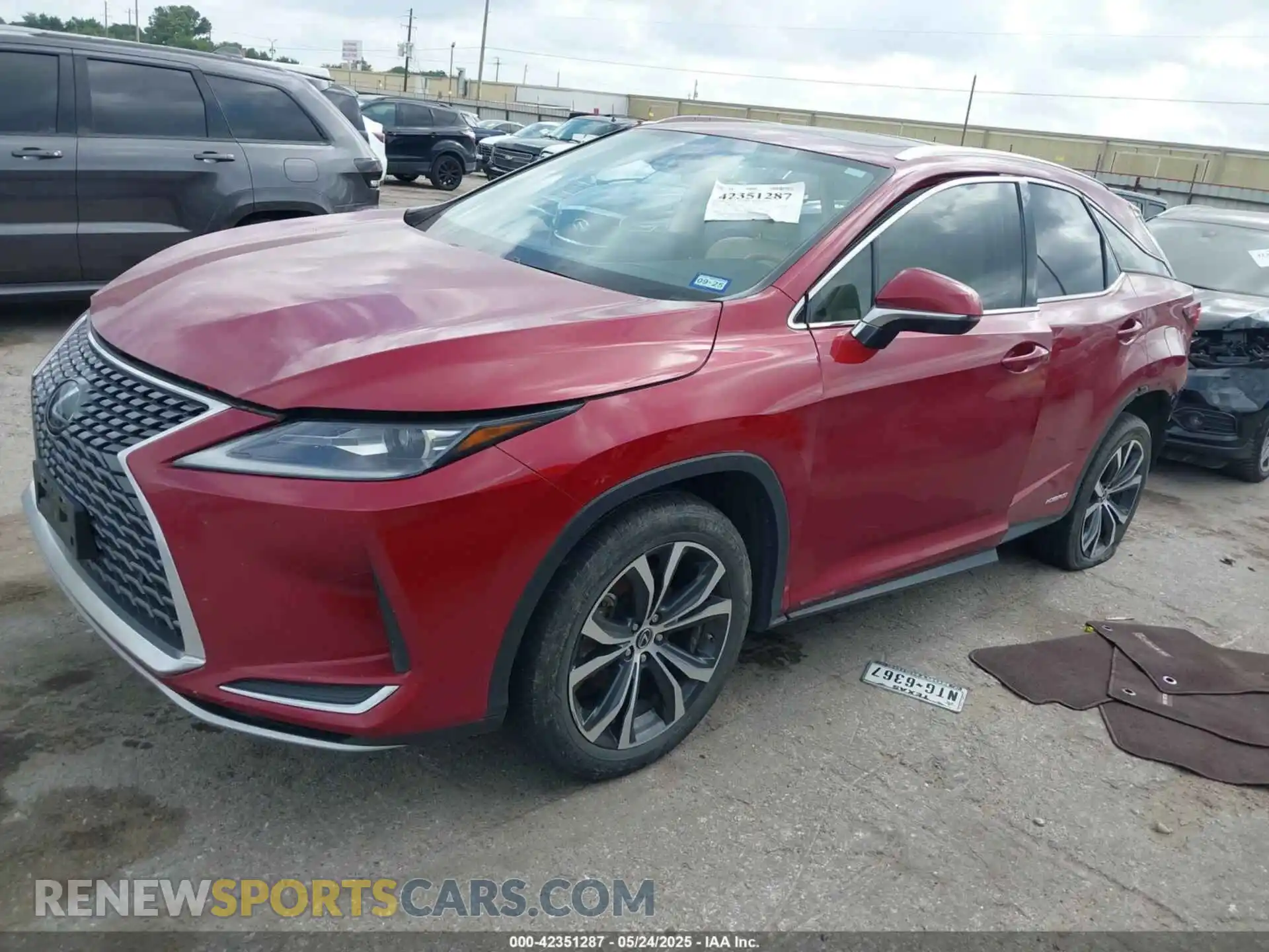 2 Photograph of a damaged car 2T2HGMDA8LC056606 LEXUS RX 450H 2020