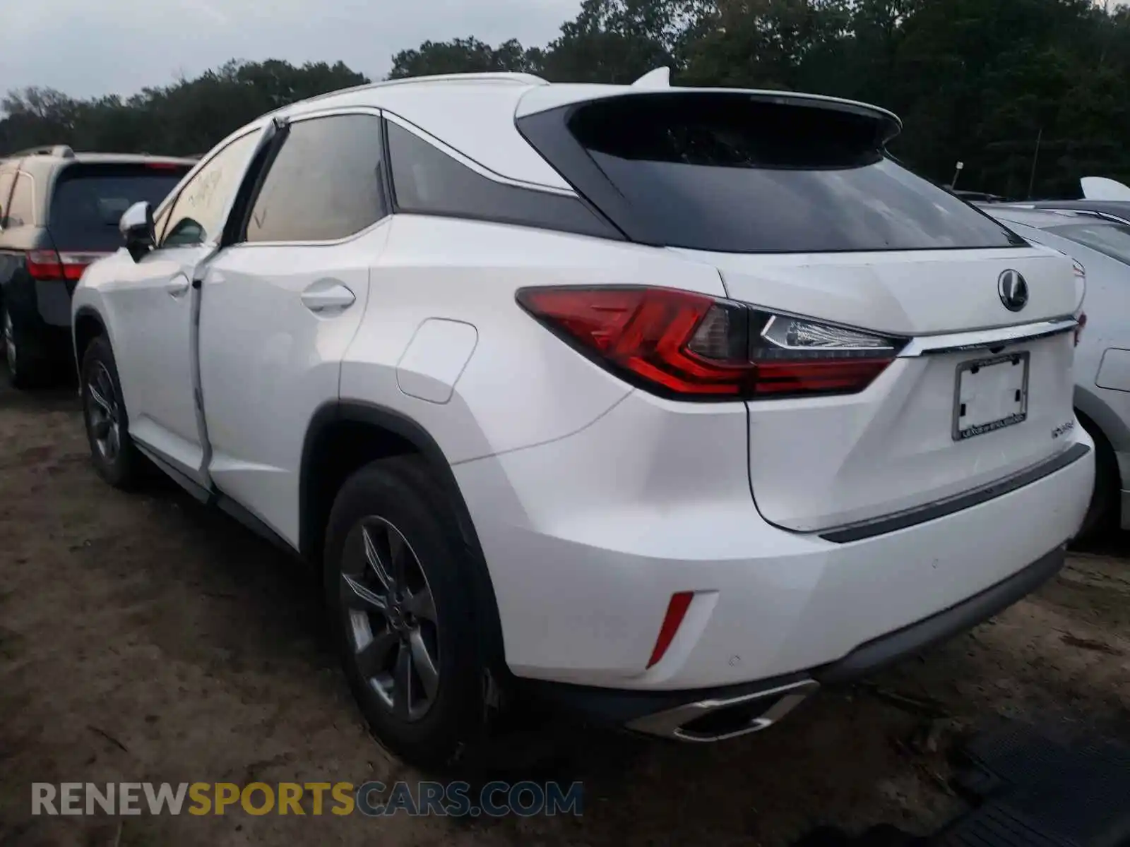 3 fotografías del automóvil dañado JTJBZMCA2K2039123 LEXUS RX350 2019