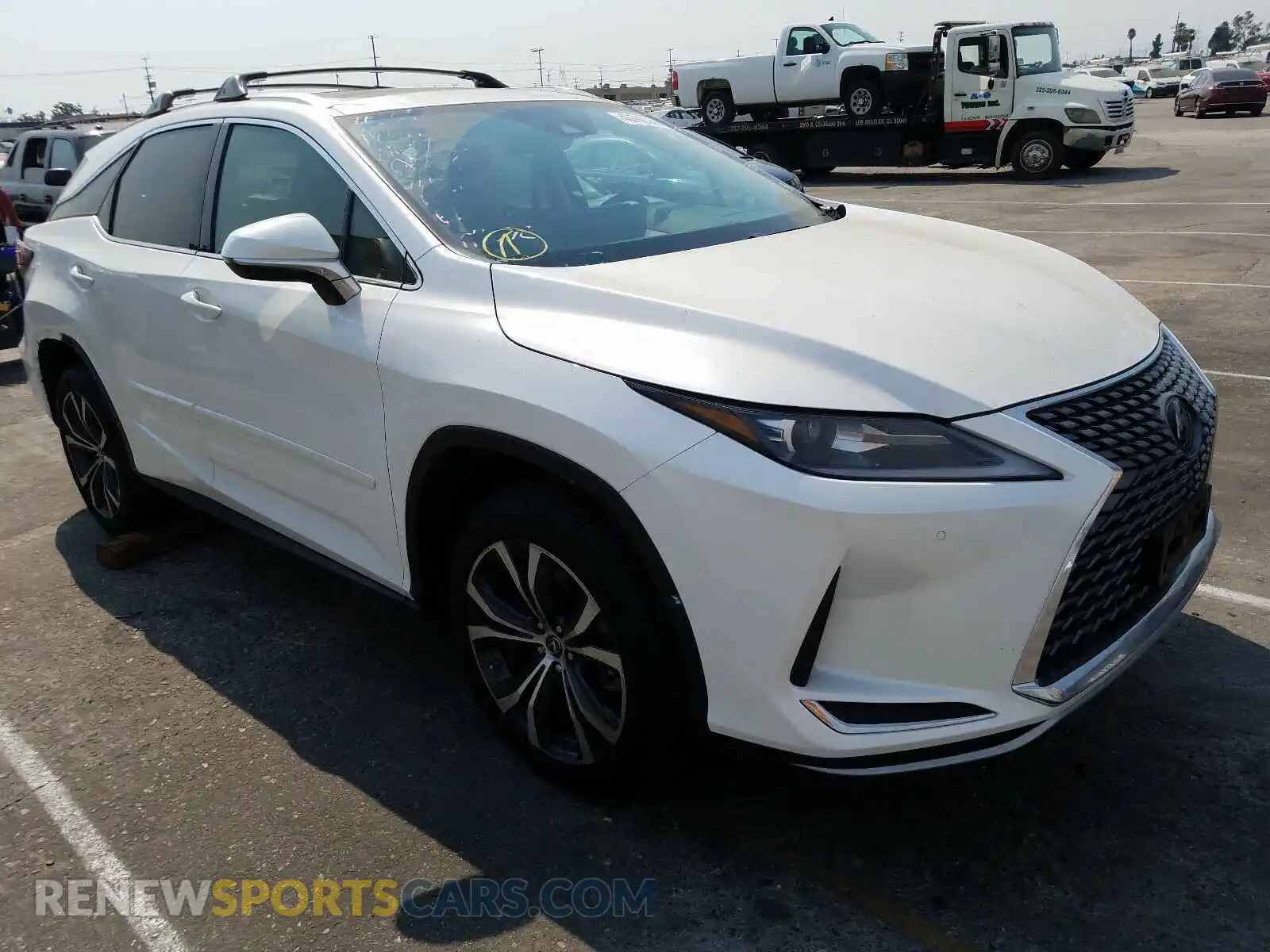 1 Photograph of a damaged car 2T2HZMAA3LC156031 LEXUS RX350 2020