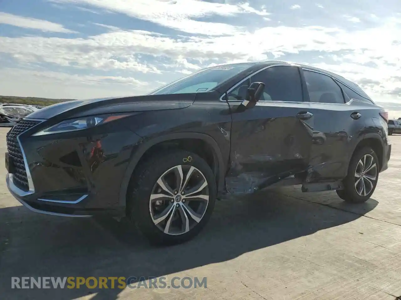1 Photograph of a damaged car 2T2HZMAA6LC156587 LEXUS RX350 2020