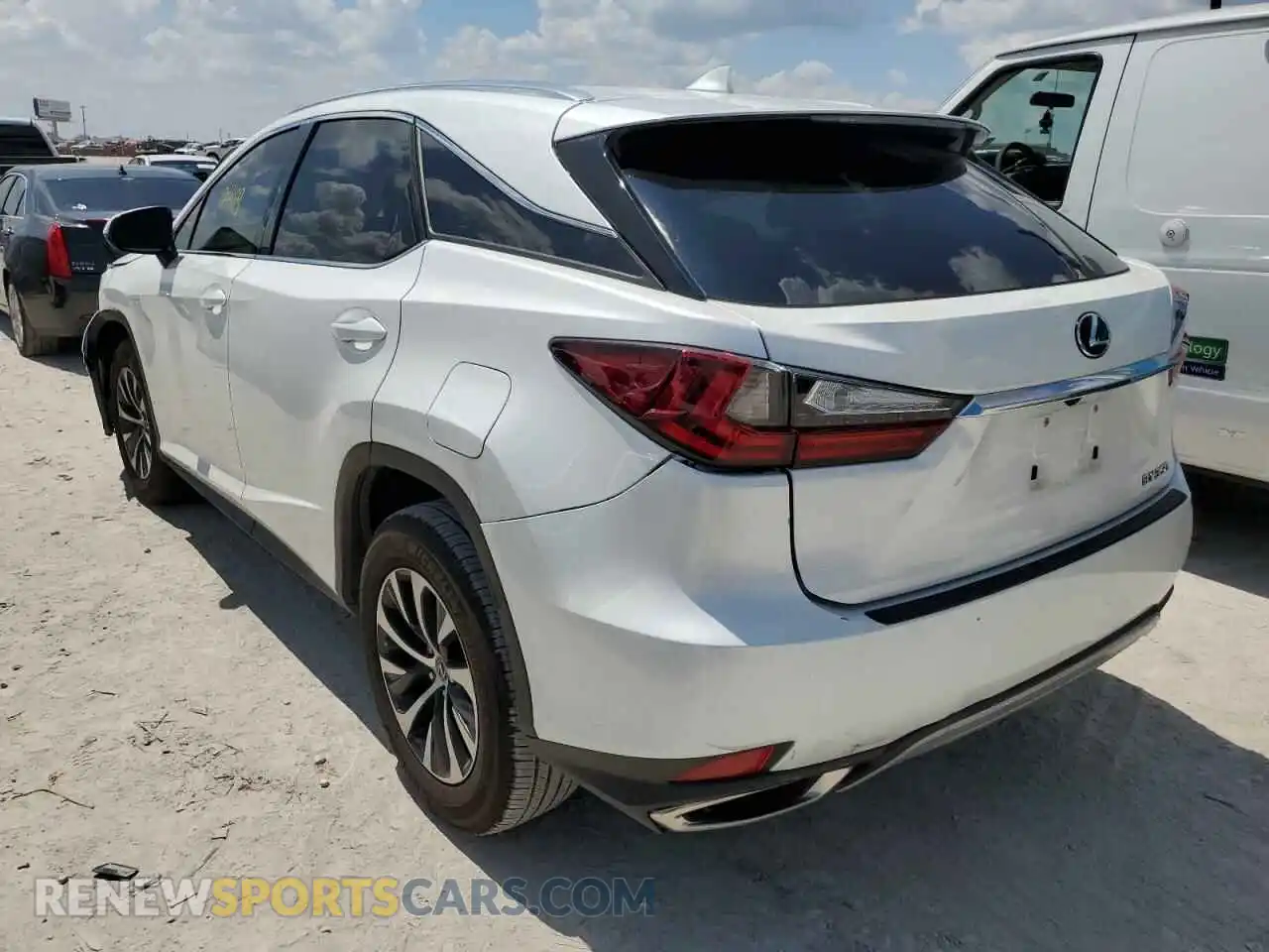3 Photograph of a damaged car 2T2HZMAA0MC215487 LEXUS RX350 2021