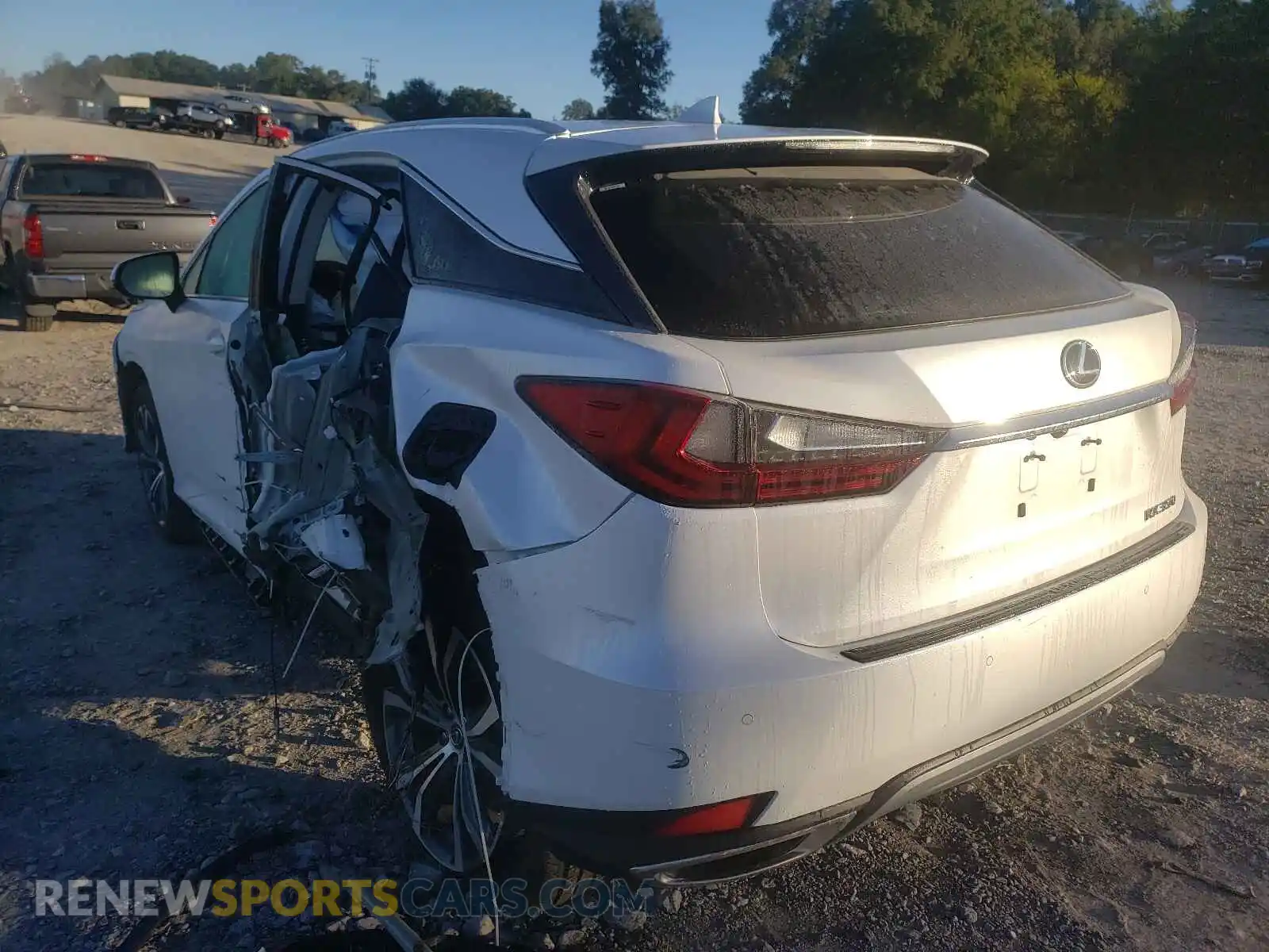 3 Photograph of a damaged car 2T2HZMAA2MC207519 LEXUS RX350 2021