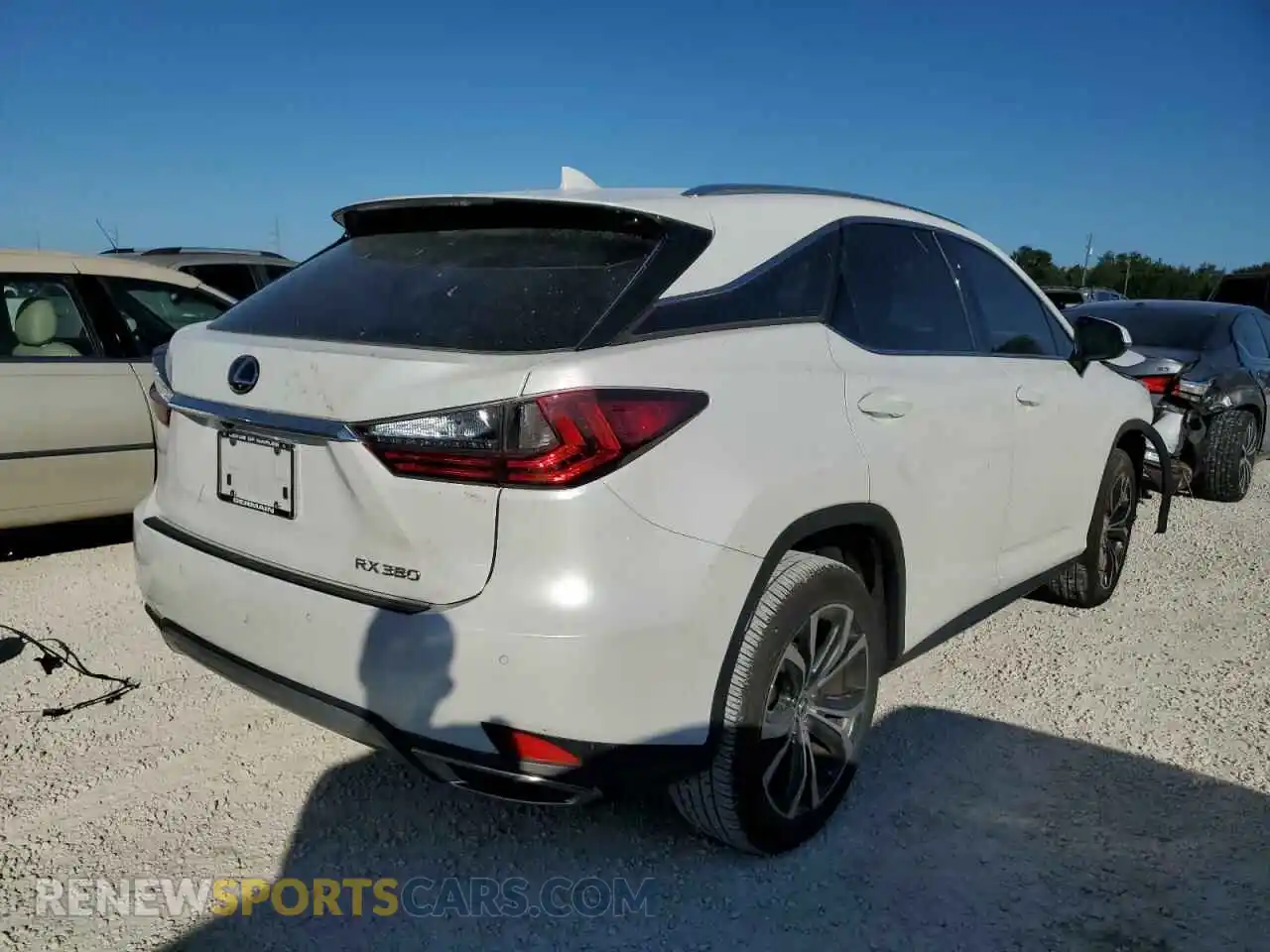 3 Photograph of a damaged car 2T2HZMAA2MC211697 LEXUS RX350 2021