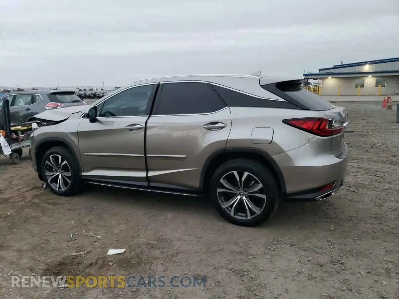 2 Фотография поврежденного автомобиля 2T2HZMAA6MC187176 LEXUS RX350 2021