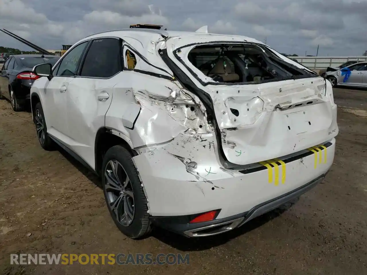 3 fotografías del automóvil dañado 2T2HZMAA6MC187467 LEXUS RX350 2021