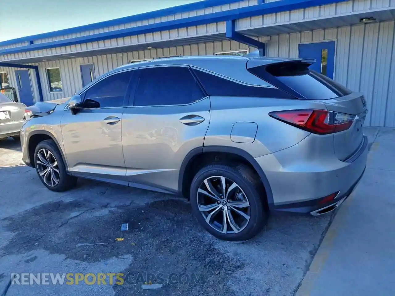 2 Фотография поврежденного автомобиля 2T2HZMAA8MC208450 LEXUS RX350 2021