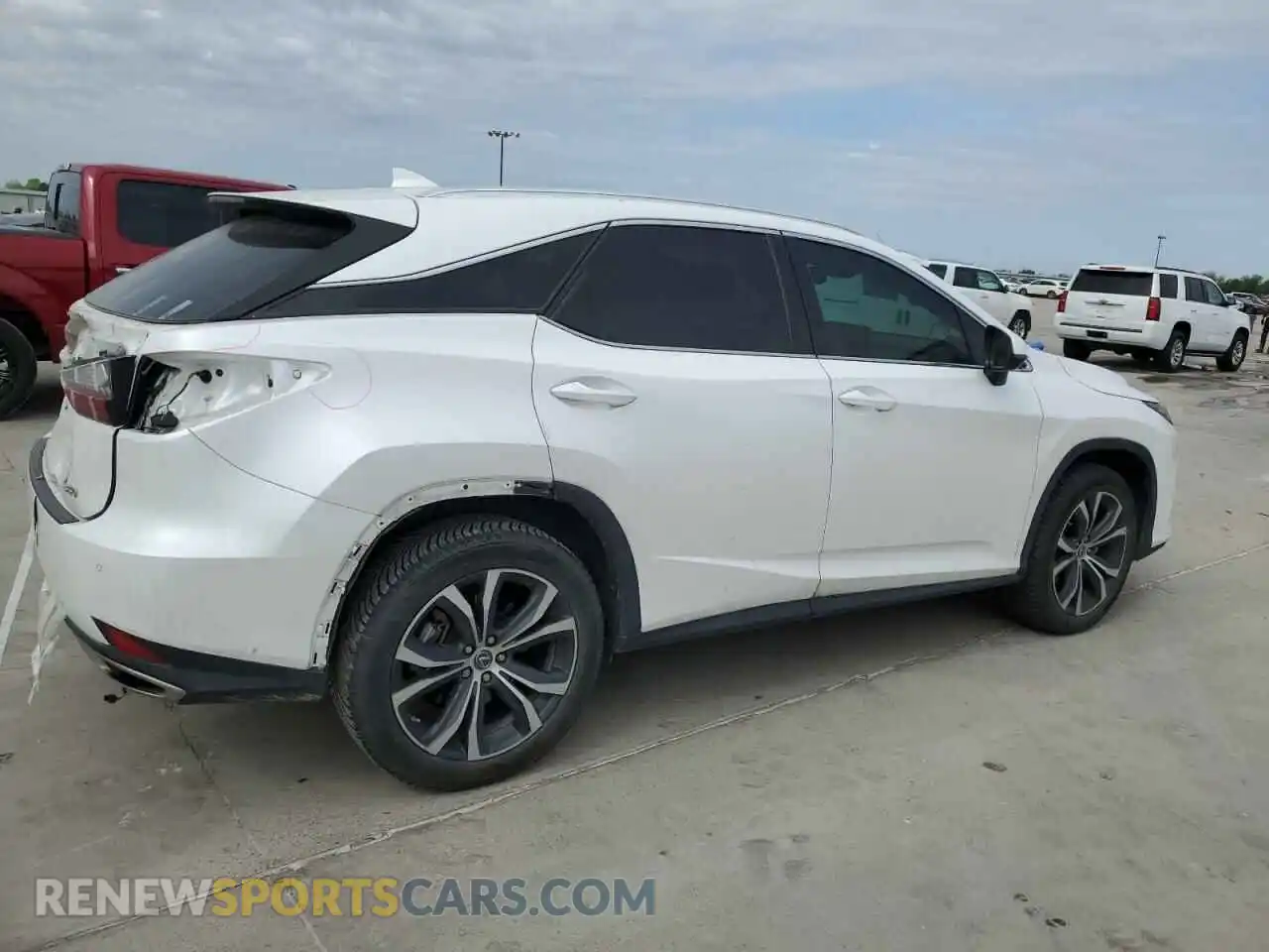3 Photograph of a damaged car 2T2HZMAA9MC201832 LEXUS RX350 2021