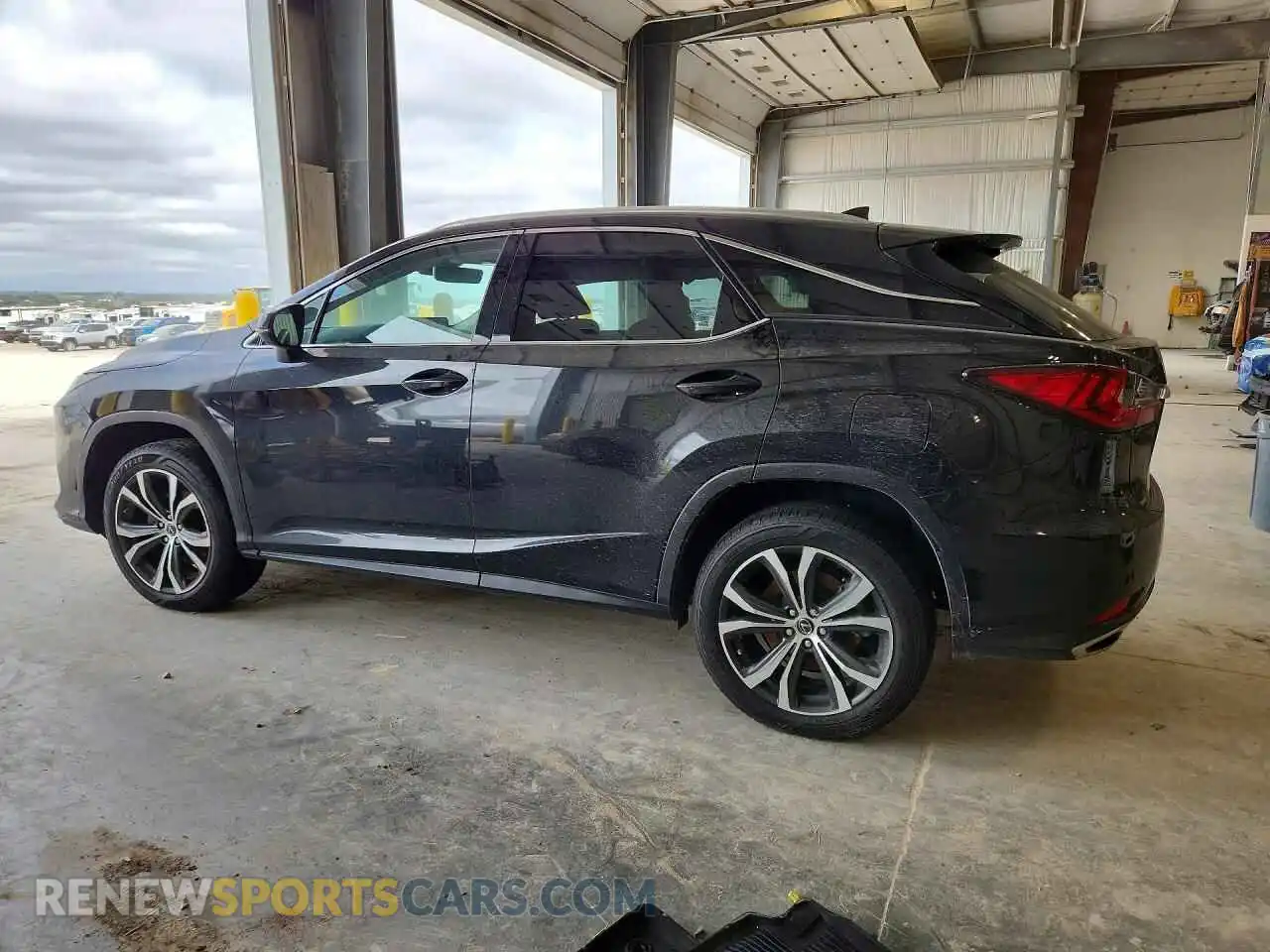 2 Фотография поврежденного автомобиля 2T2HZMDAXMC302826 LEXUS RX350 2021