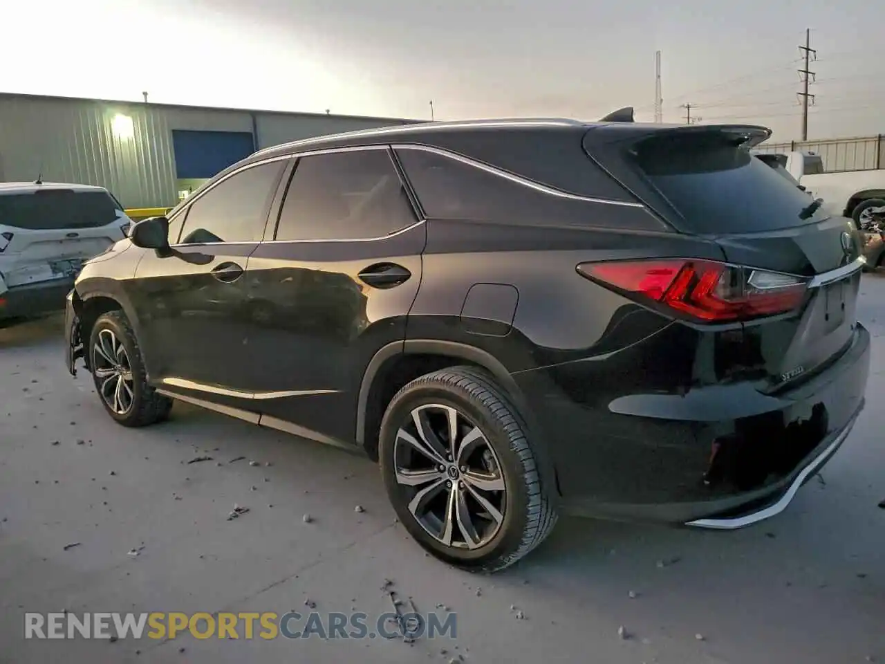 2 fotografías del automóvil dañado JTJHZKEA5M2018605 LEXUS RX350 2021
