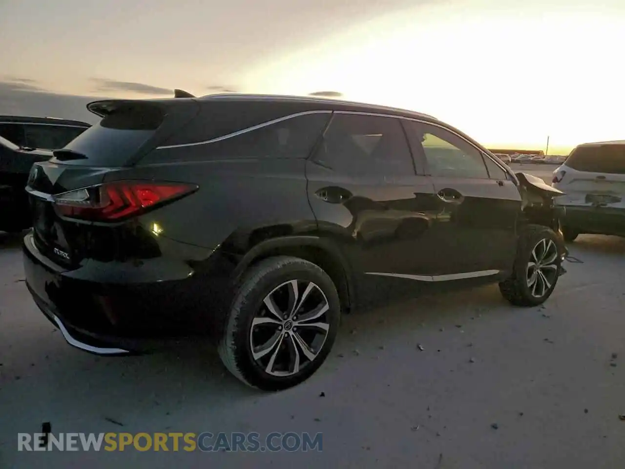 3 fotografías del automóvil dañado JTJHZKEA5M2018605 LEXUS RX350 2021
