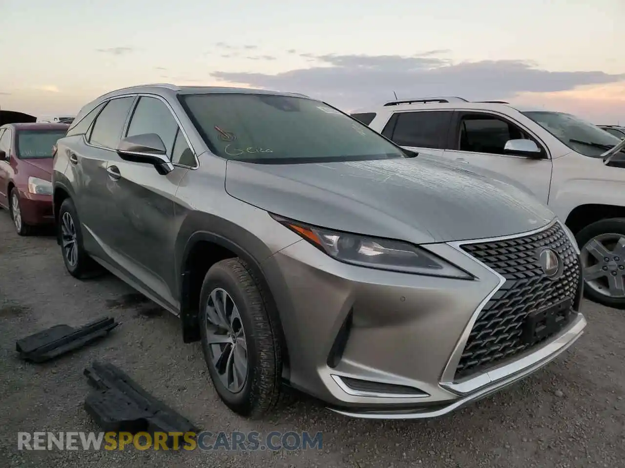 1 Photograph of a damaged car JTJHZKFA5M2028677 LEXUS RX350 2021