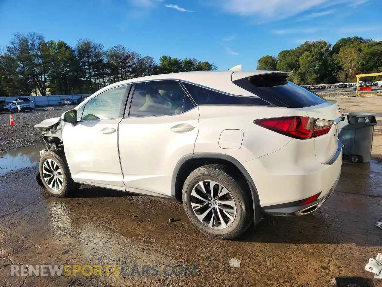 2 Фотография поврежденного автомобиля 2T2AZMDA2NC366491 LEXUS RX350 2022