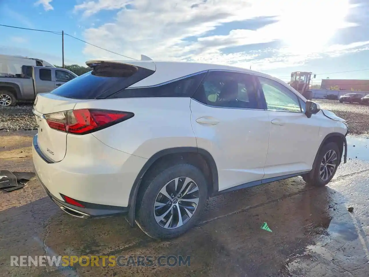 3 Фотография поврежденного автомобиля 2T2AZMDA2NC366491 LEXUS RX350 2022