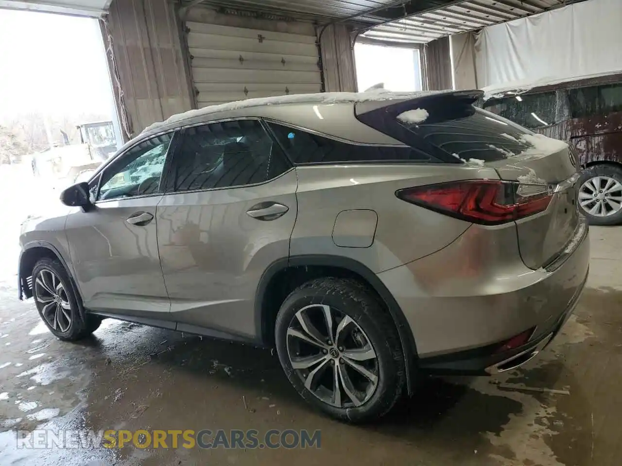 2 fotografías del automóvil dañado 2T2HZMDA2NC324255 LEXUS RX350 2022