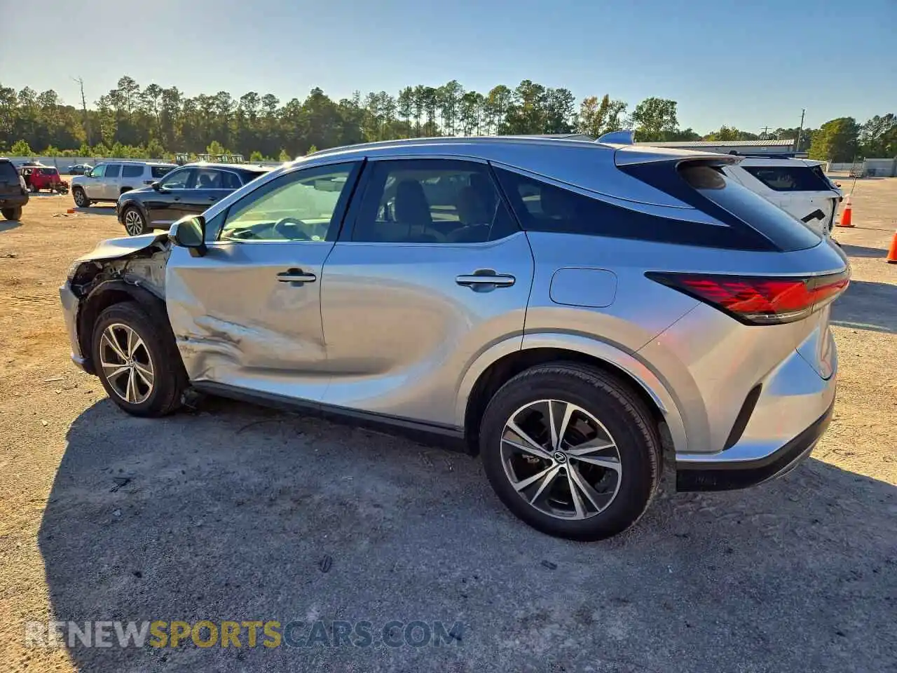 2 Фотография поврежденного автомобиля 2T2BAMBA0PC001972 LEXUS RX350 2023
