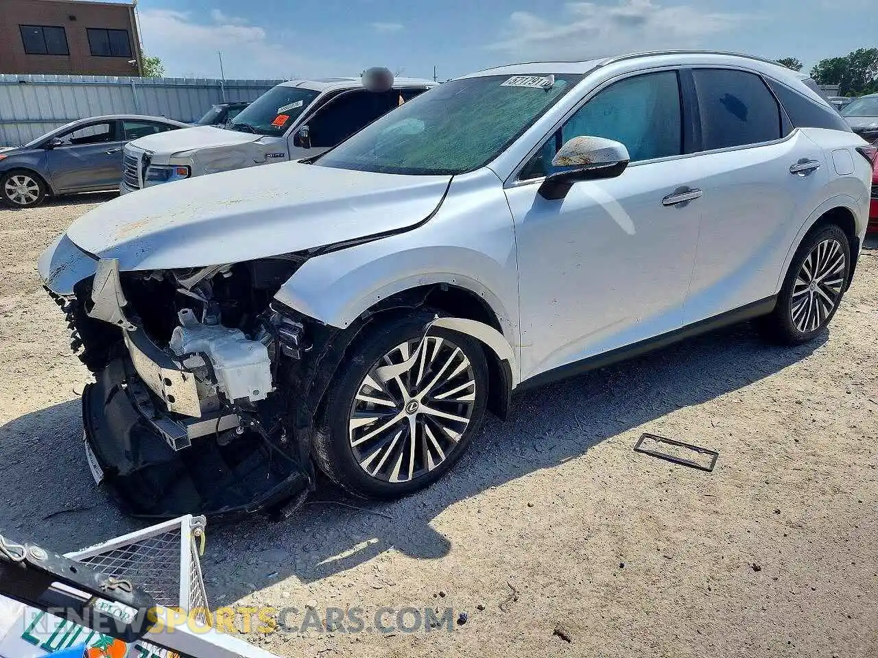 1 fotografías del automóvil dañado 2T2BAMCA9PC025430 LEXUS RX350 2023