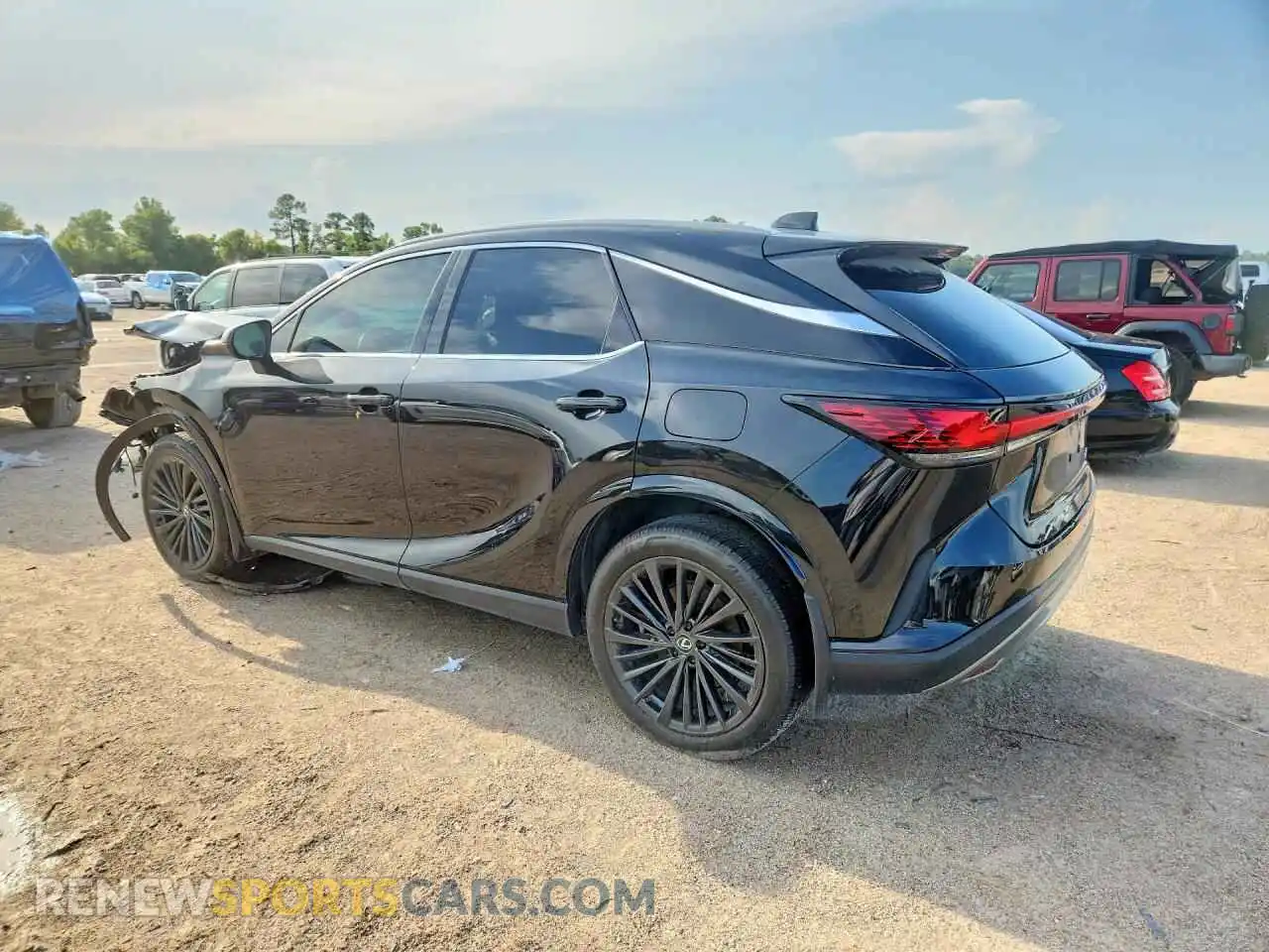 2 Фотография поврежденного автомобиля 2T2BAMBA1RC048074 LEXUS RX350 2024