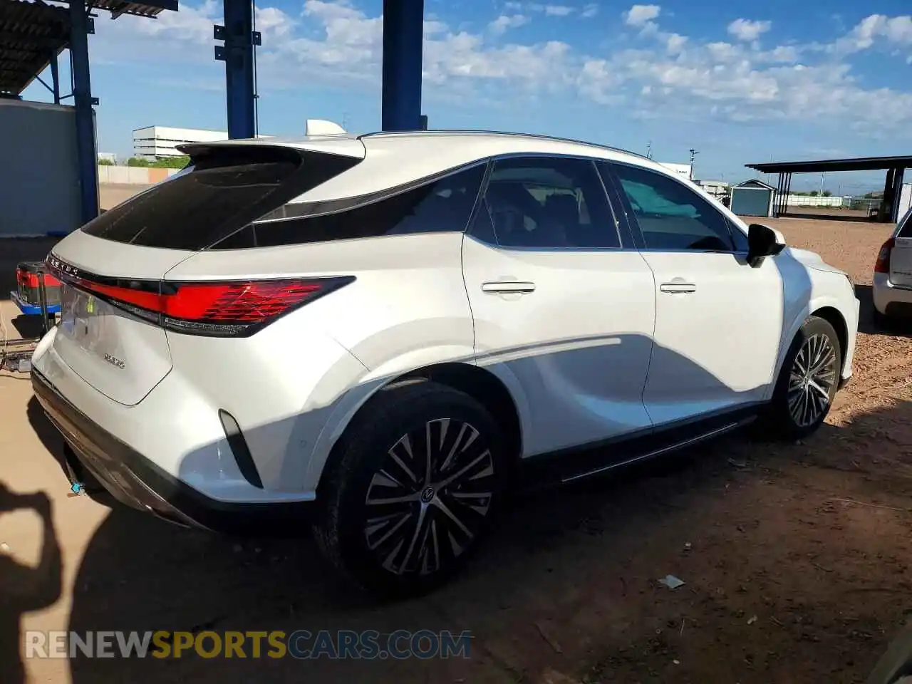 3 fotografías del automóvil dañado 2T2BAMBA3RC031437 LEXUS RX350 2024